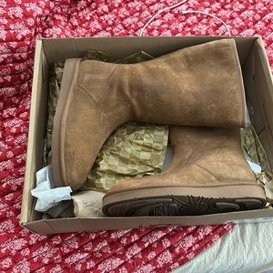 Ugg boots, size 7 new
